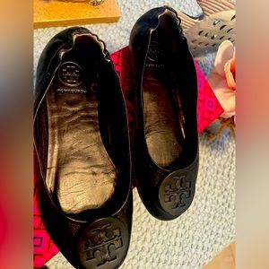Tory Burch flats 5.5